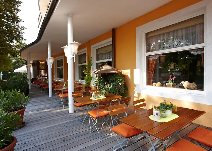 Hotel Vier Jahreszeiten 3*
